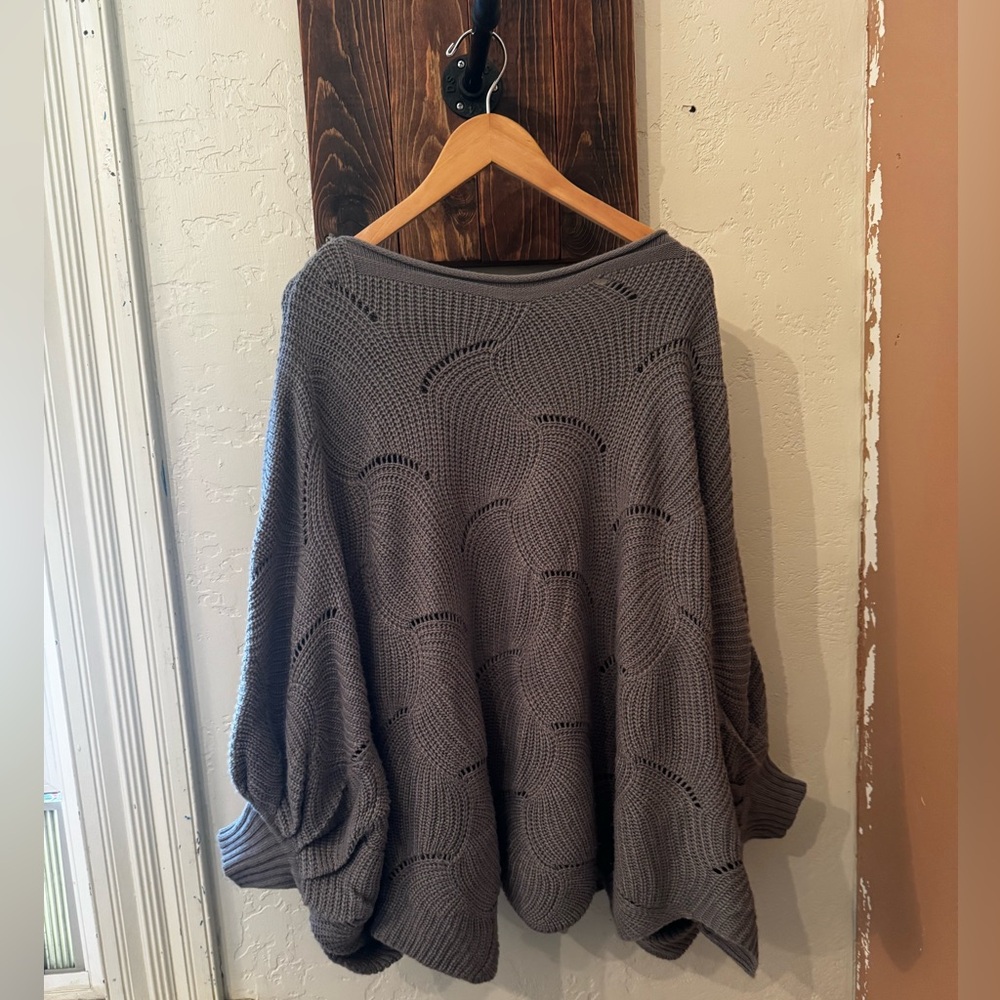 Oversized Grey Knit Women's Sweater - Casual Cozy Pullover